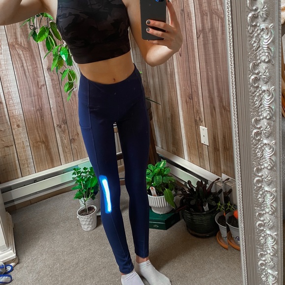 Navy blue leggings with pockets, small - Picture 2 of 2